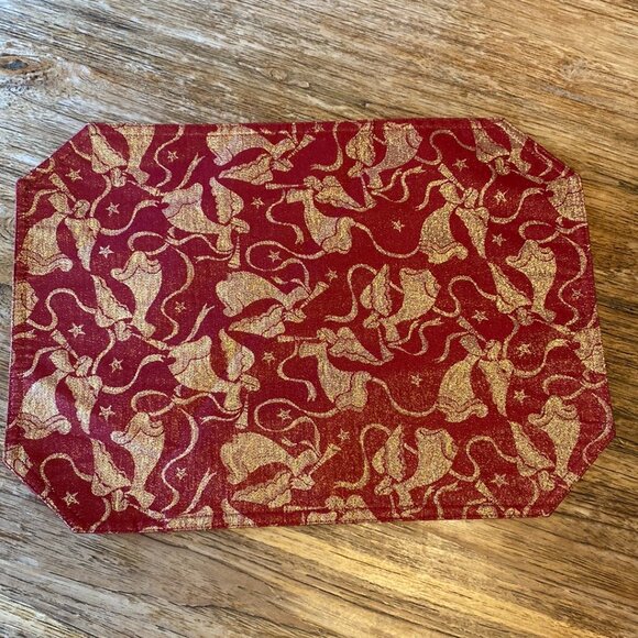 Holiday Burgundy w/Gold Glittery Angels Fabric Placemats (4) - Picture 3 of 6
